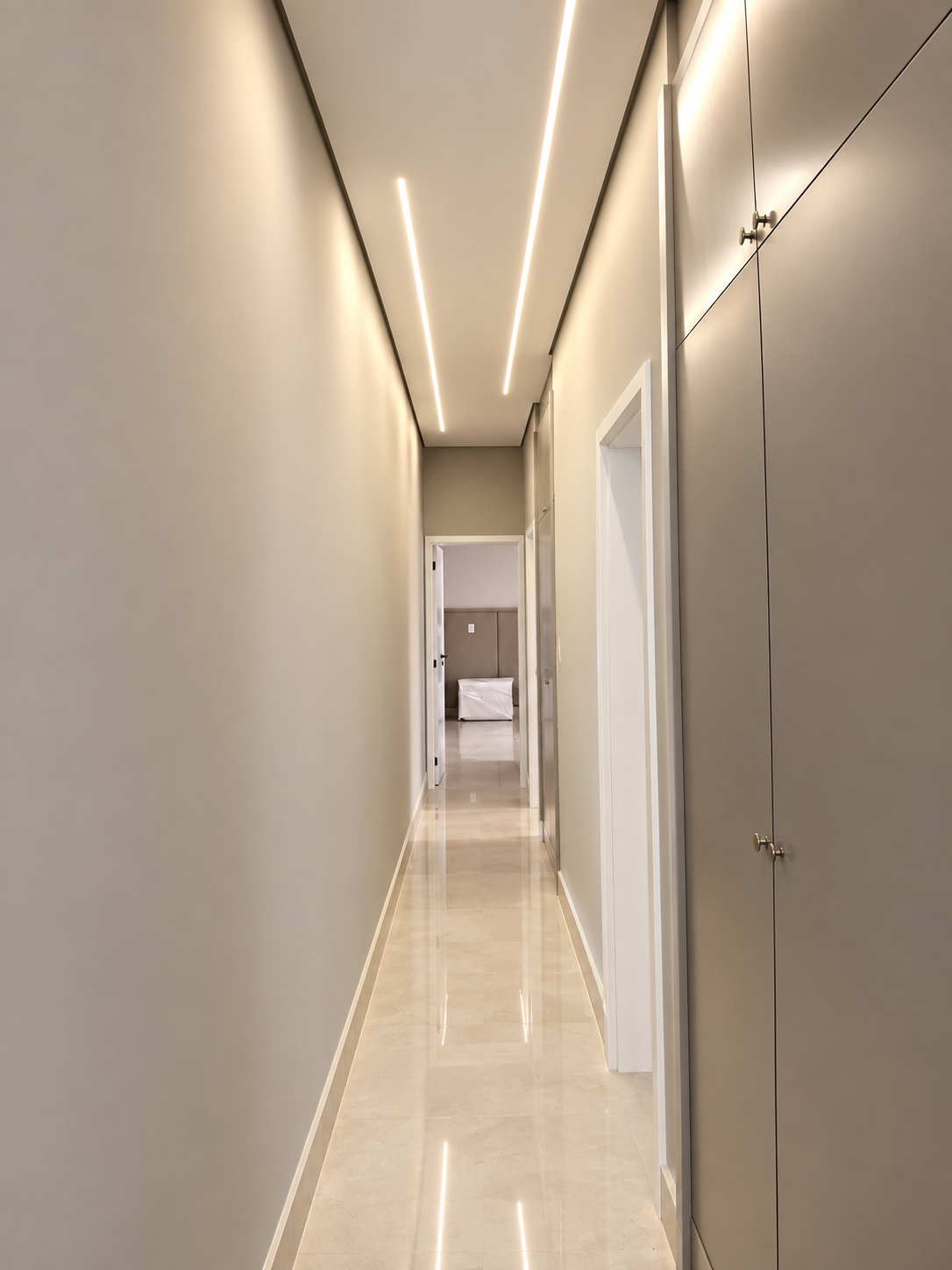 Casa Térrea Contemporânea de Alto Padrão em Condomínio